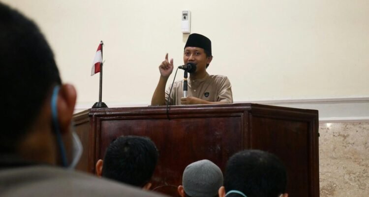 Ceramah Singkat tentang Kejujuran, Akhlak Dasar yang Menjaga Martabat Hidup