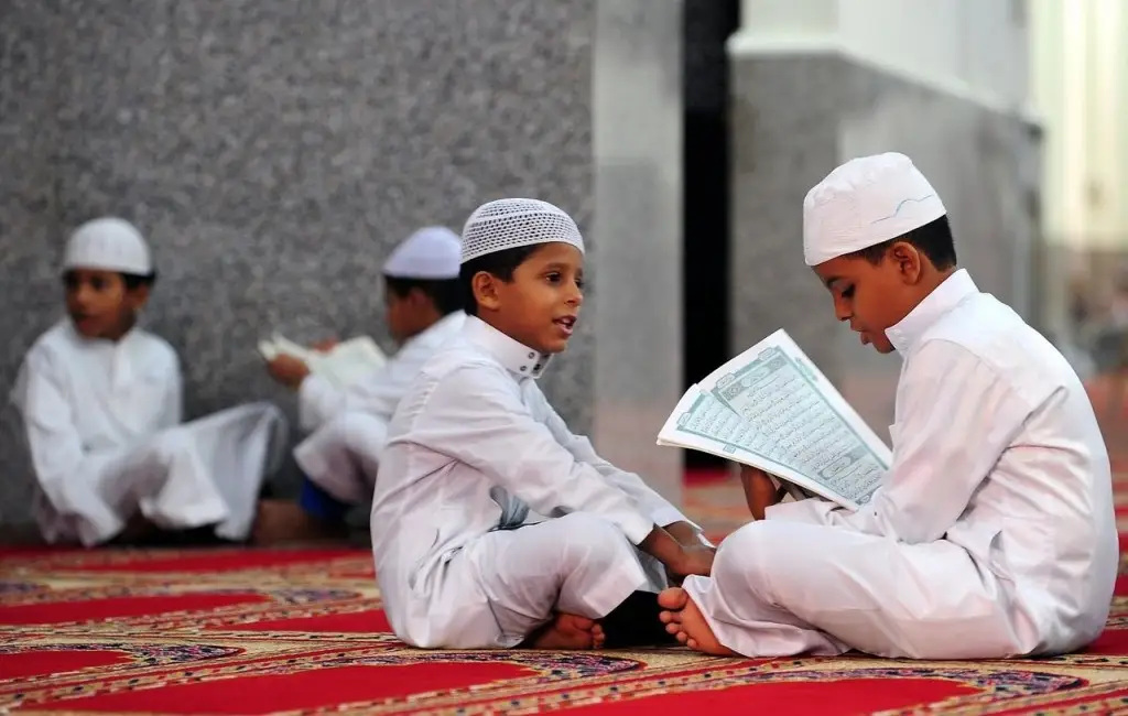 Tips Menghafal Qur'an agar Hafalan Lebih Kuat, Tenang, dan Tidak Mudah Hilang
